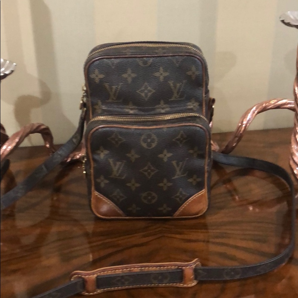 Louis Vuitton vintage crossbody bag